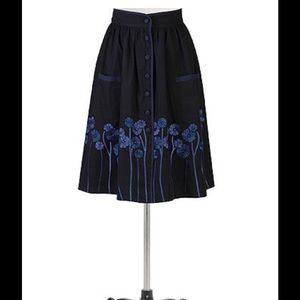 New Eshakti Black Skirt w/ embroidered florals S 4